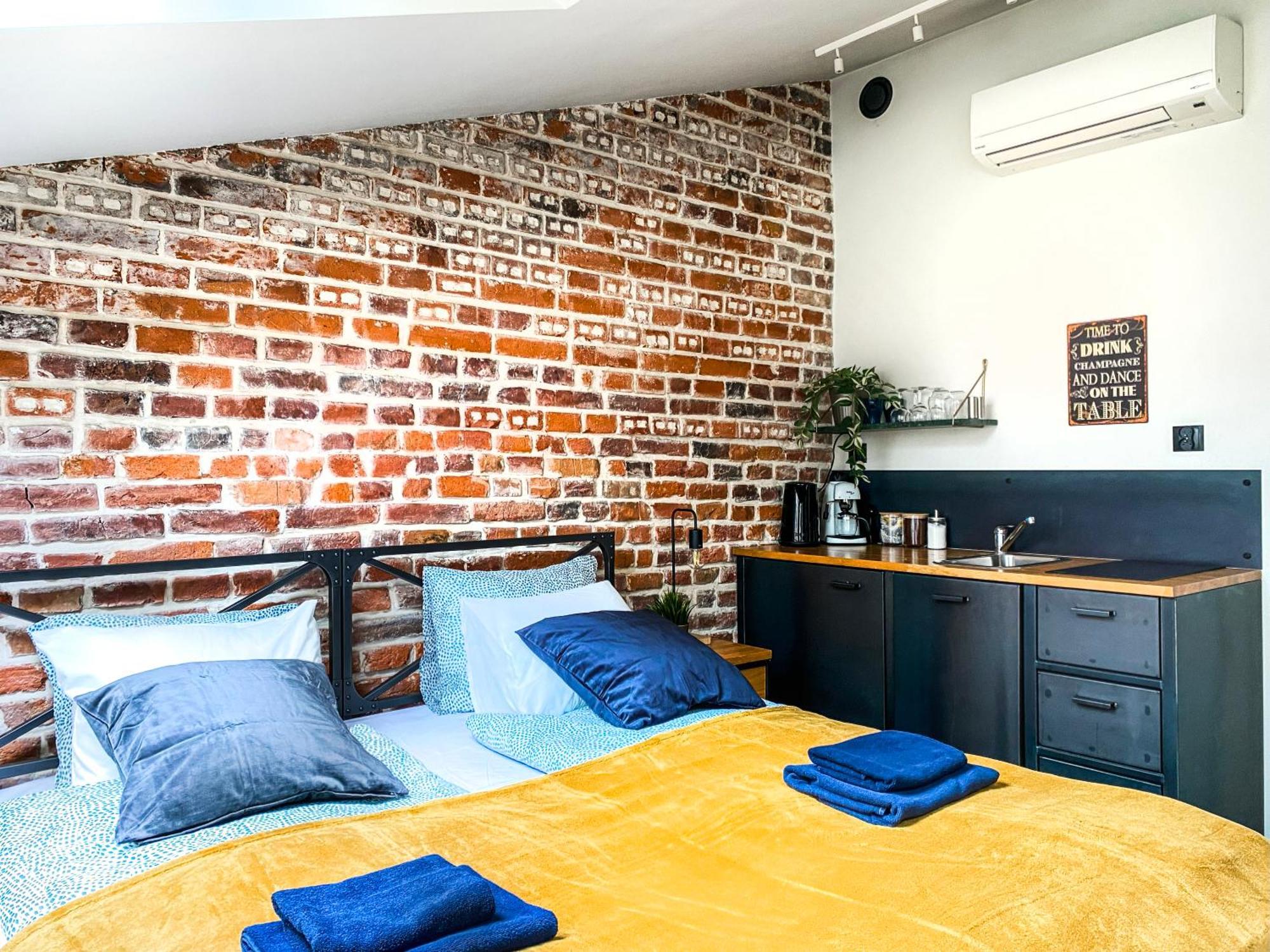 Cozy Apartment With Ac For Couples - Old Town Cracóvia Exterior foto